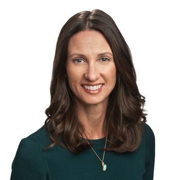 Portrait of Janelle Chmura, REALTOR®.